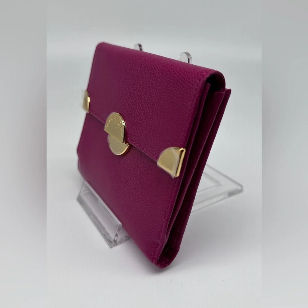 Vintage Givenchy Pink Leather Wallet with Gold Hardware - Picture 6 of 10